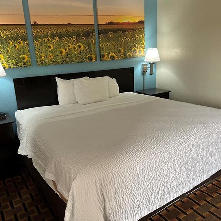 Days Inn By Wyndham Joplin Extérieur photo