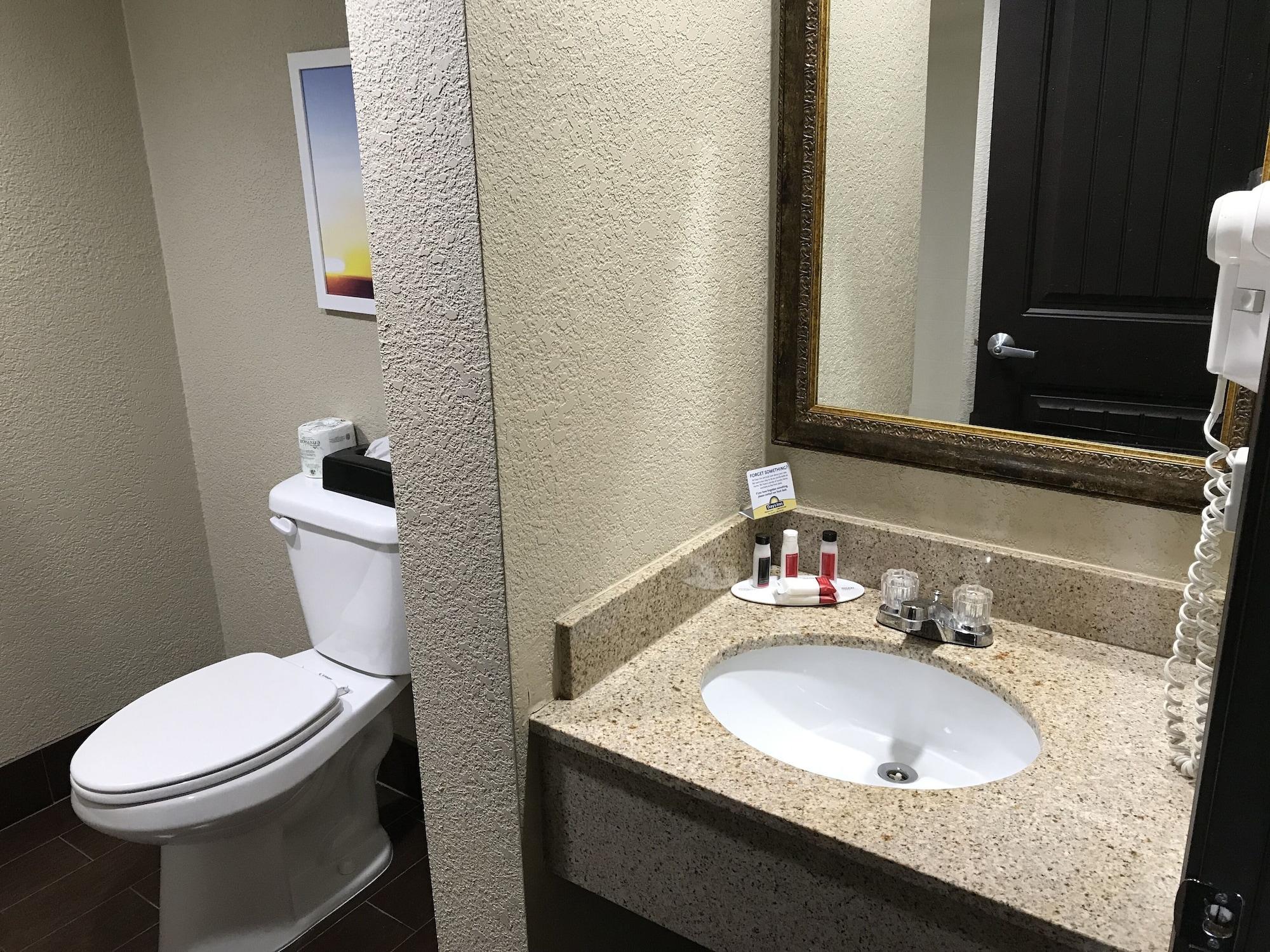 Days Inn By Wyndham Joplin Extérieur photo